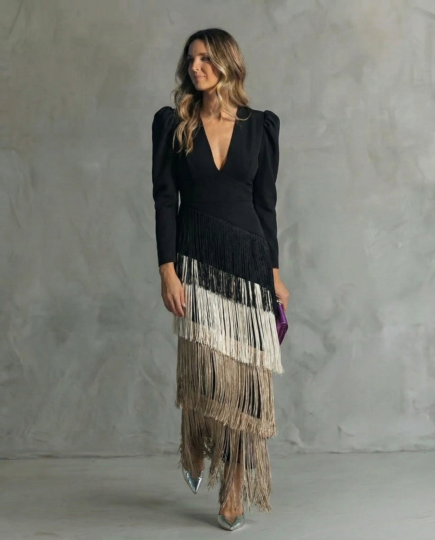 Violeta | Vestido elegante con mangas de flecos