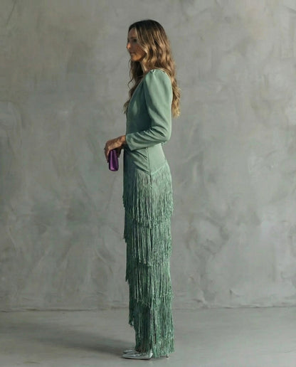 Violeta | Vestido elegante con mangas de flecos